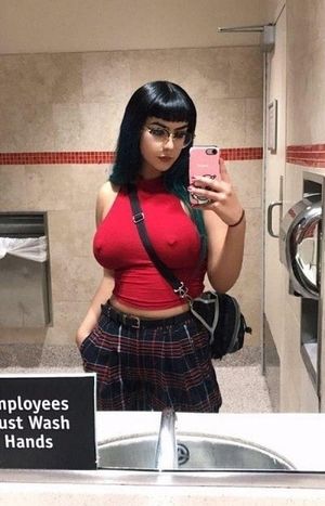 big titty hot babe tight shirt