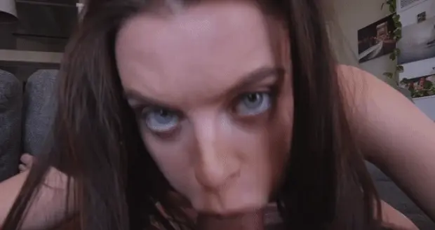 Beautiful eyes Lana Rhoades vacuum mouth