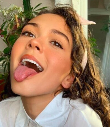 Tongue out babe