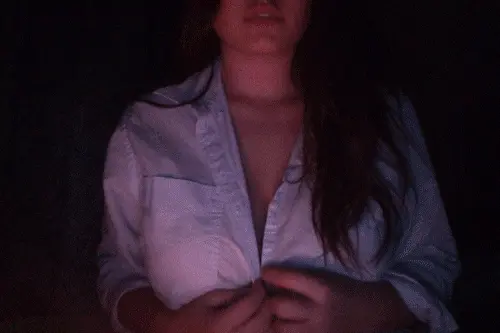 Halibabenudes showing off boobs