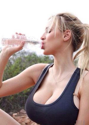 huge tits stunners by byinches k followers