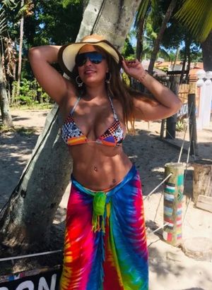 Wife swap. i got my dick in her and the wife got a bbc