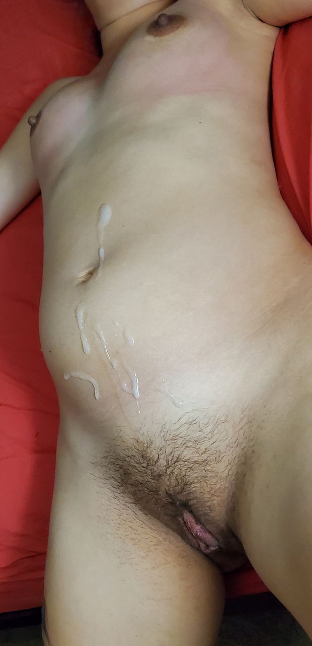 Came all over my pregnant wife's belly
