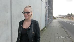 Lara Cumkitten - spermwalk on the street