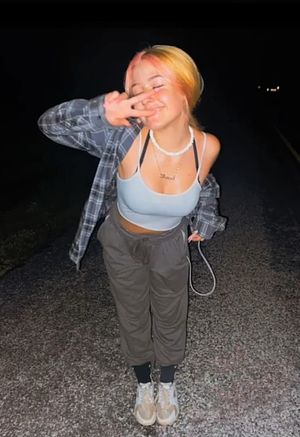 Cute & Sexy Teenager. ❤️