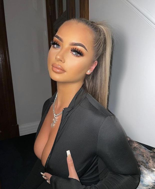 Ella touches her perfect tit