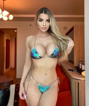 Model Emily Sears