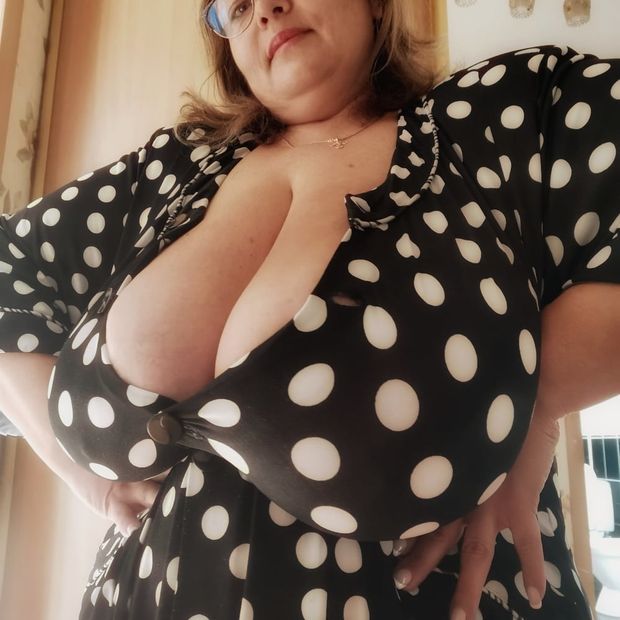 BBW MILF Popping Out Of Her Pokadot Dress