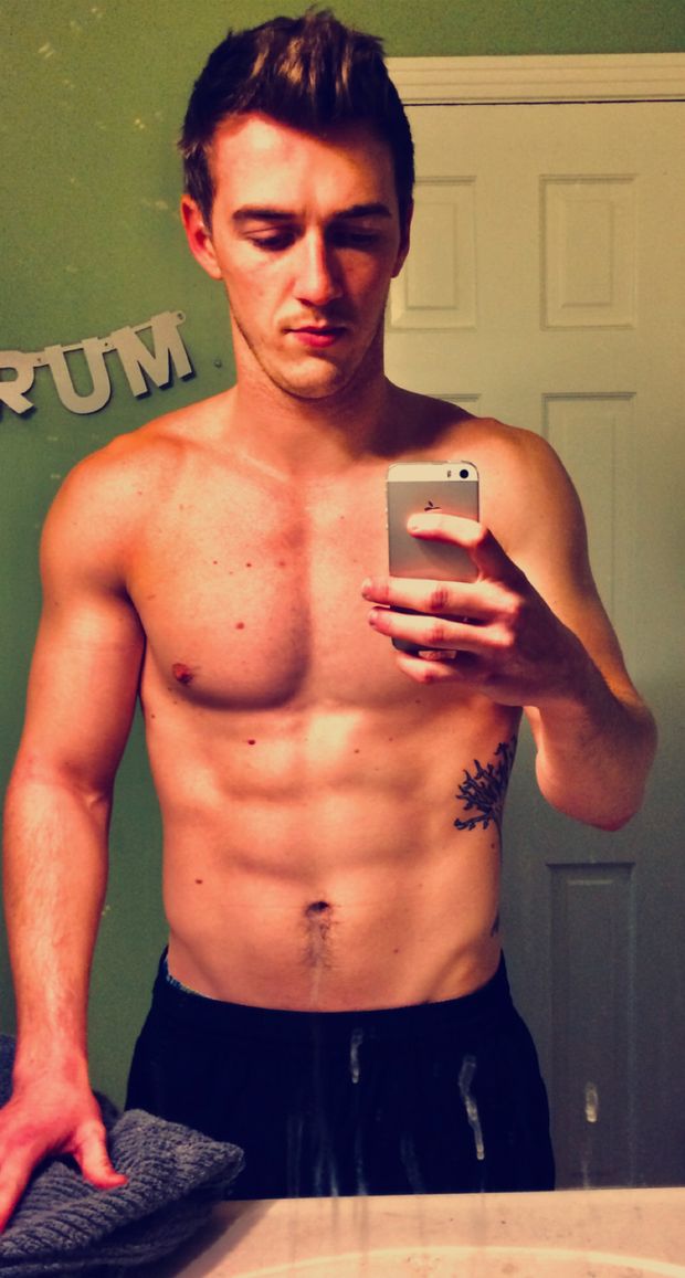 In need of a sexy jacked stud with a Louisville Slugger bat for a cock!