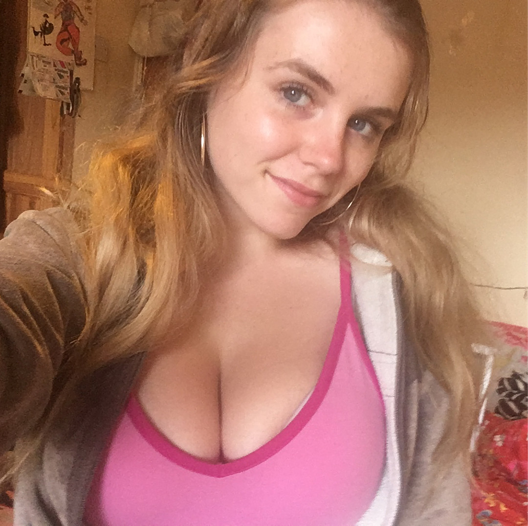 these tits need some cum...