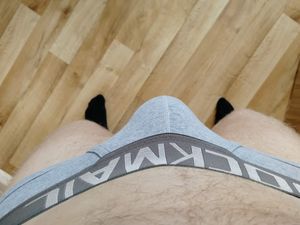 In the undewear. Look at my profile, aaaahh