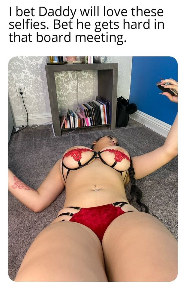 Lexie daddy selfie