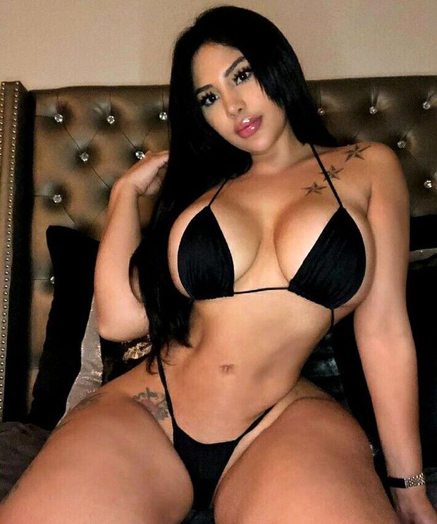 Cynthia Martell nude sexy pics