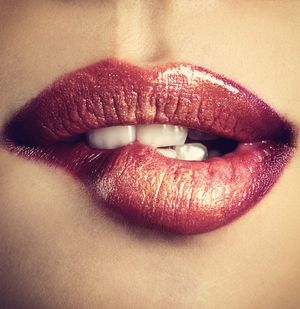sexy lip bite