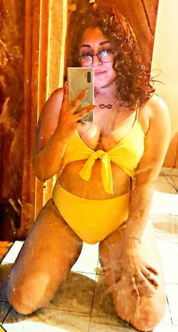 She love to fuck