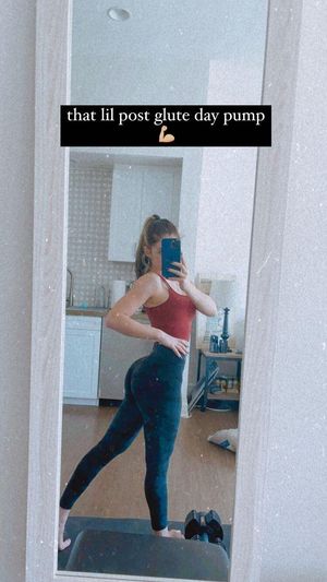 Chrissy Costanza big booty big ass leggings
