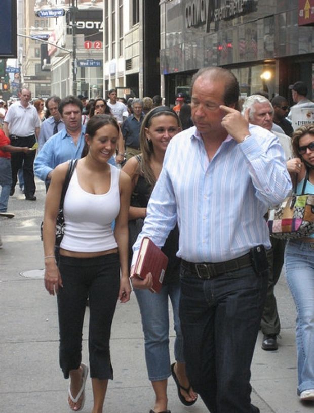 Cleavage on the street #01