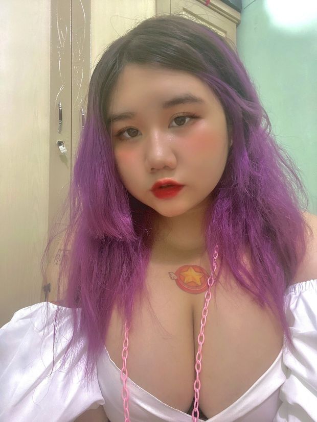 Asian Vietnamese big tits