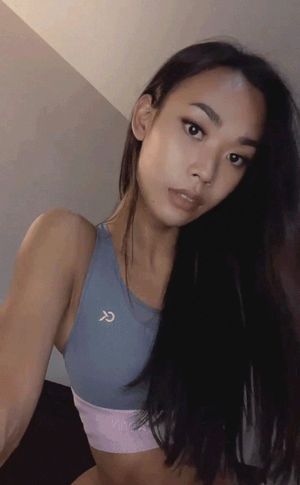 "I Hope You Like Big Girlz!"