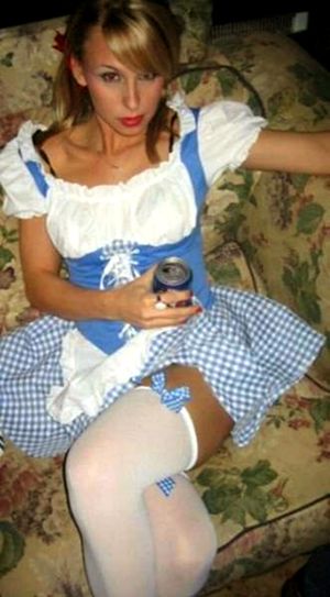 Lindsay Massaro a Sussex County elementary teacher , 26, taught 8th grade students she fucked a 15 year old in her car!