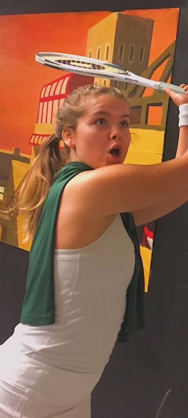 Bella tennis open mouth