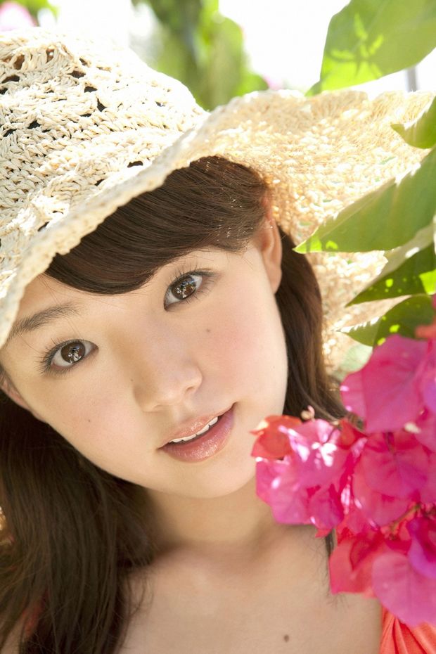 Ai Shinozaki