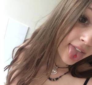 i would like to cum in her mouth while my wife sucks my dick