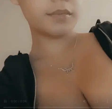 Drool'in Boob's