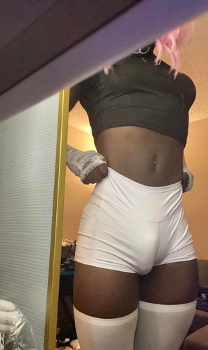 Reblog if you’d pull down my shorts and fuck my brains out (:
