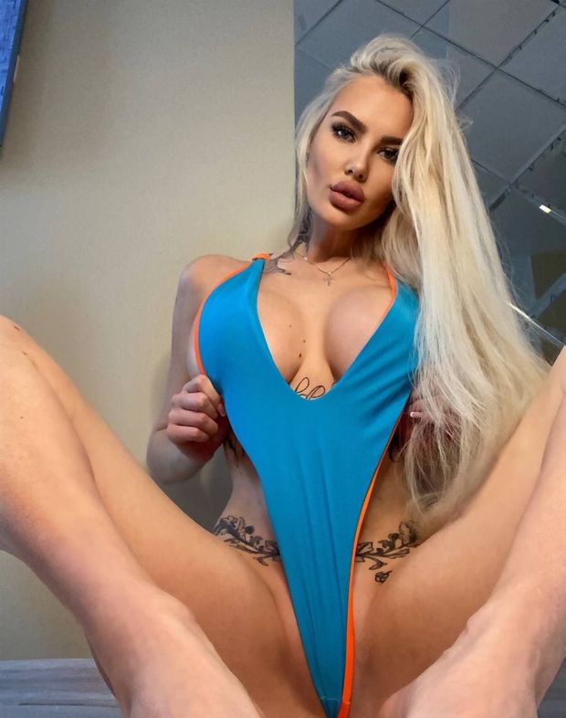 Milana aka @milanasw