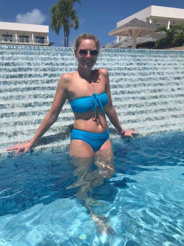 Bellas mom blue bikini