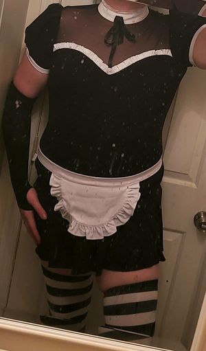 Sissy maid