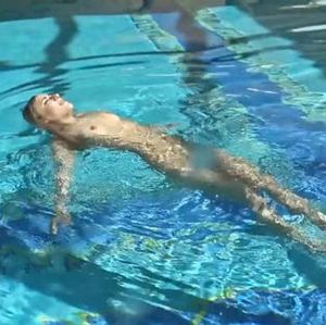 nude teenager, nuotatrice nuda, nuotatrici nude, ragazze nudiste, giovani nudiste, giovane nudista, video porno gratis, film porno gratis,