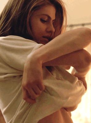 Alexandra daddario hottest moment