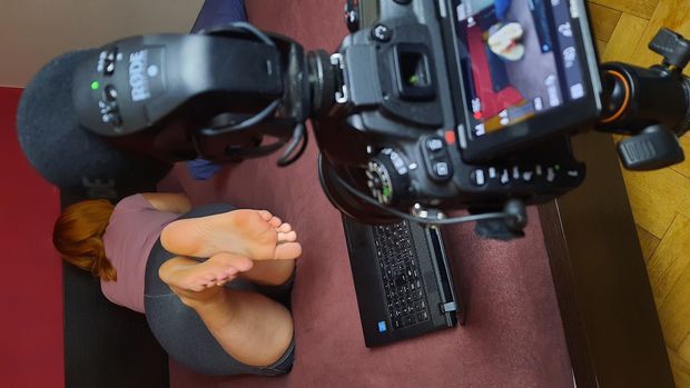Maty´s perfect BBW feet. (During the shooting)