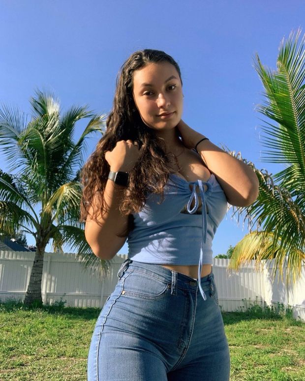 HUGE BOOBS THOT