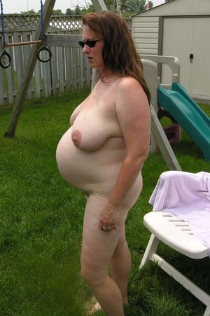 Pregnant nudist