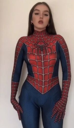 elinagracia spiderchick