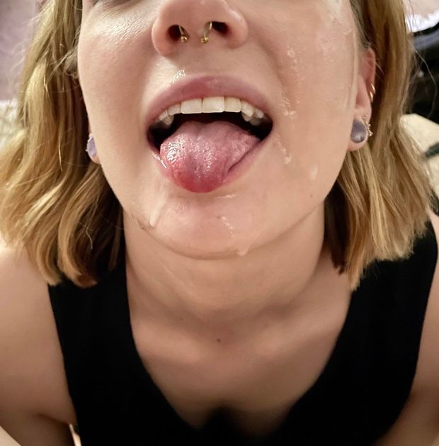 Perfect mouth to fuck and cover with cum.