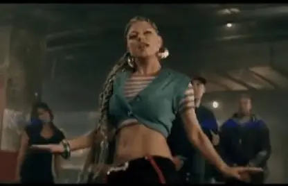Fergie working her sexy waist