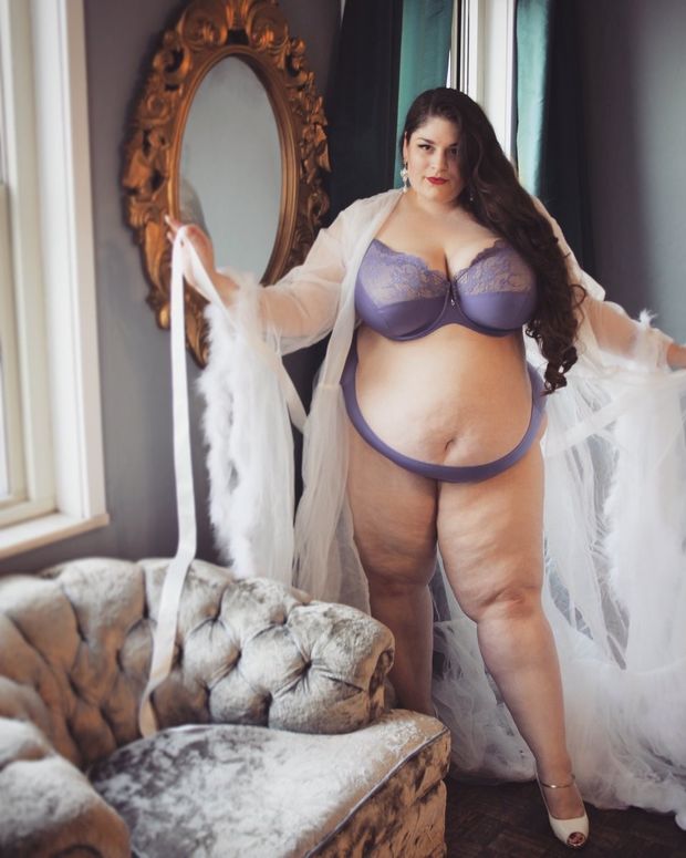 Carina Shero in Purple bra and panties