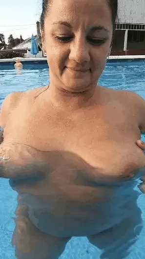Tifftits suck my tits