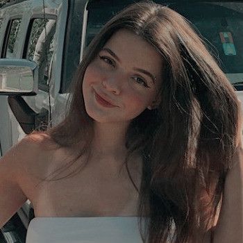 Belle Longwell (27