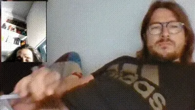 1 PETITE ET UNE GROSSE BITE