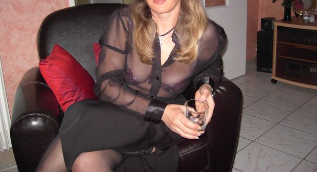 Amateur lingerie