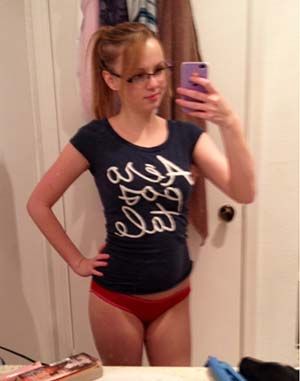 Petite nouvelle de 18 ans folle de bites et aime pomper sur Grenoble en Isère38