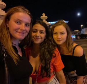 Choose one and f*ck her hard! 21 ❤️