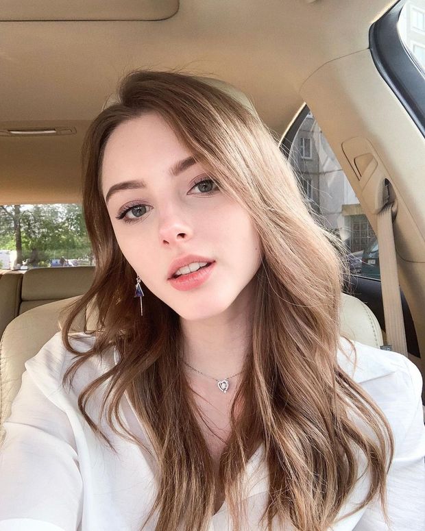 blue eyes