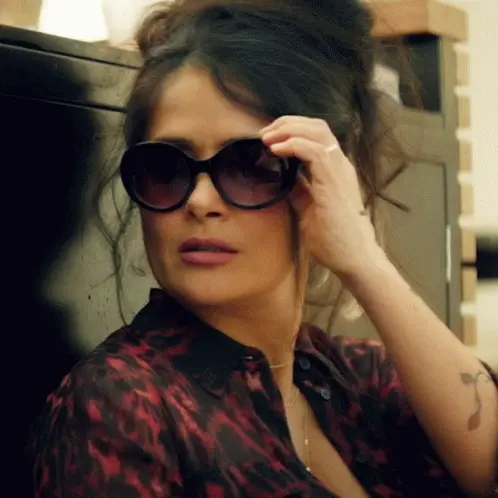 Hitman's Wife’s Bodyguard. Look at me.