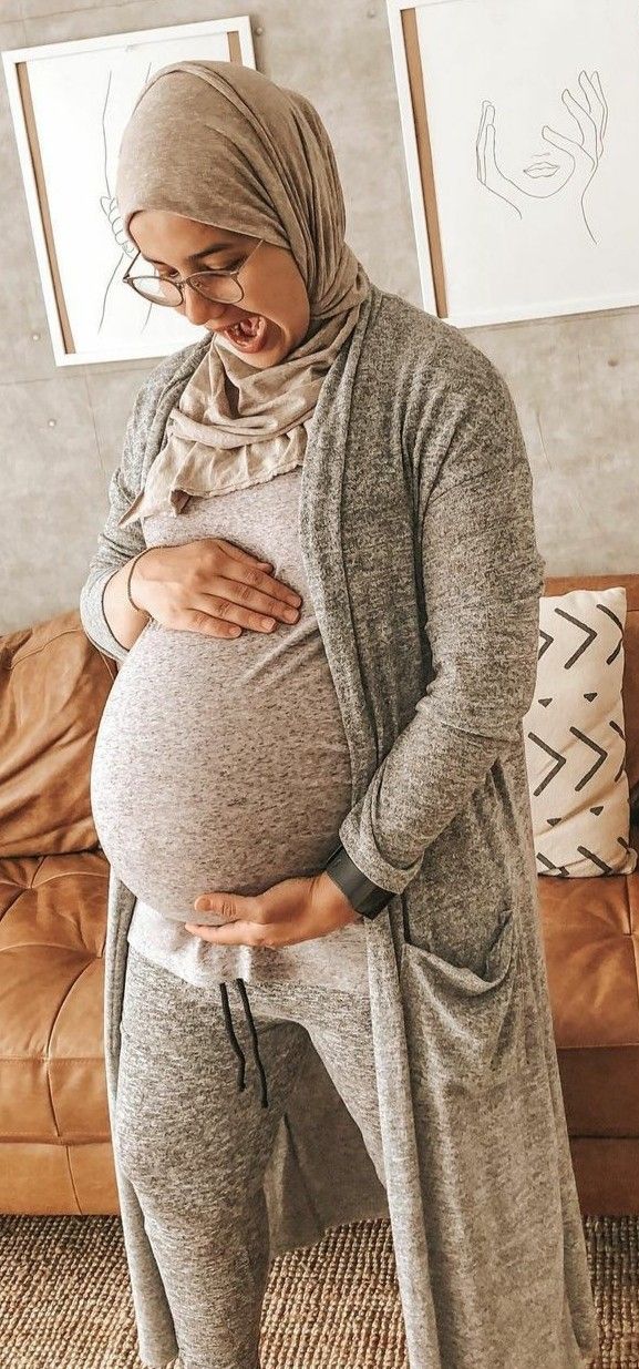 Hijabi mama